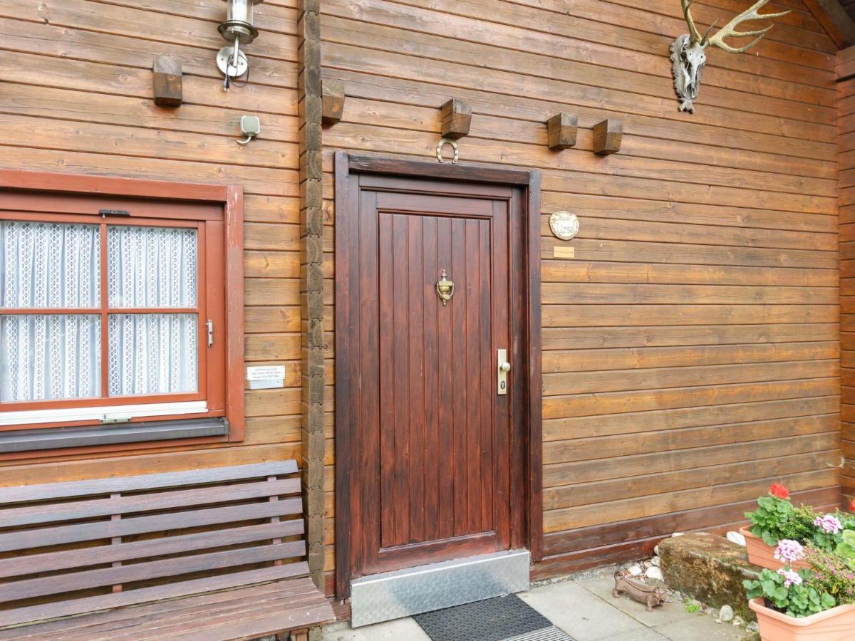 Chalet In Hinterrod Thuringia With Sauna Eisfeld Exteriör bild