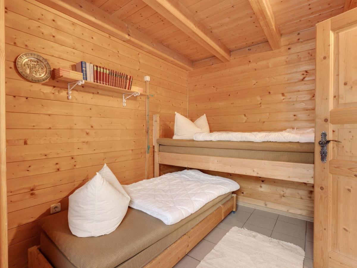 Chalet In Hinterrod Thuringia With Sauna Eisfeld Exteriör bild